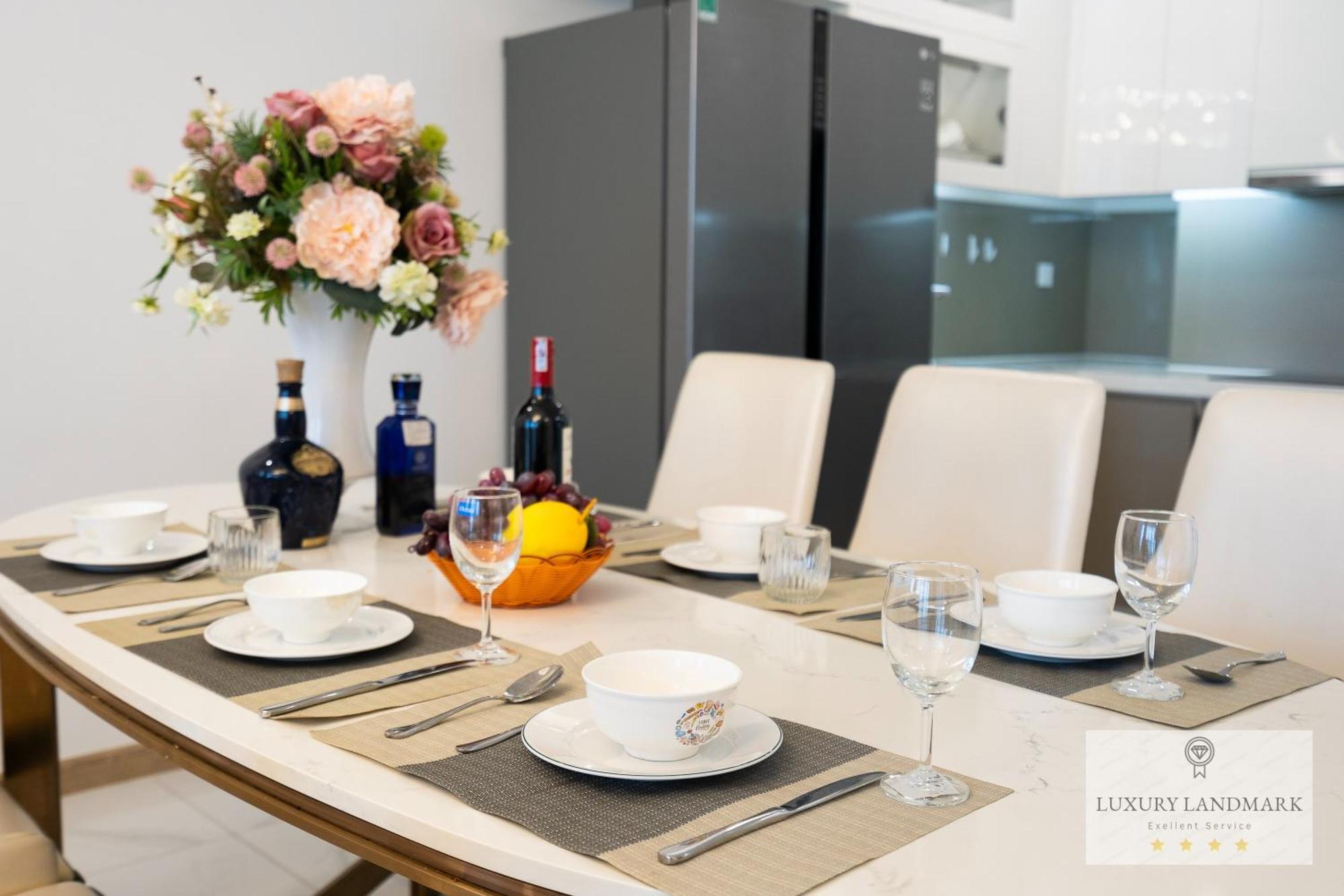 The Signature Landmark 81 - Vinhomes Central Binh Thanh Ho Chi Minh-Byen Eksteriør billede